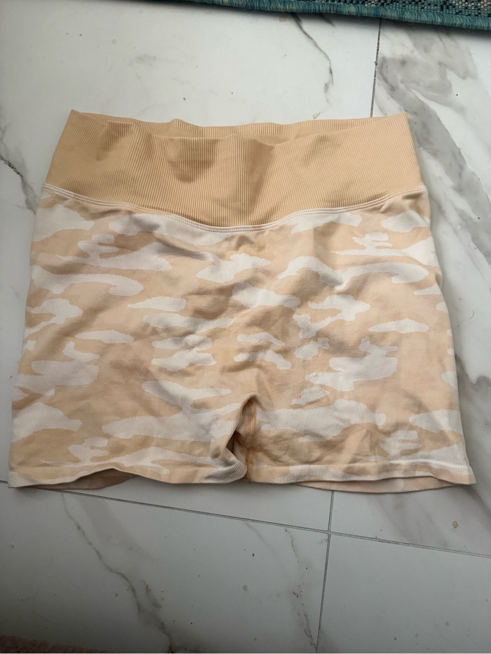 PINK Victoria's Secret Beige & White Camo Seamless High-Waist Shorts